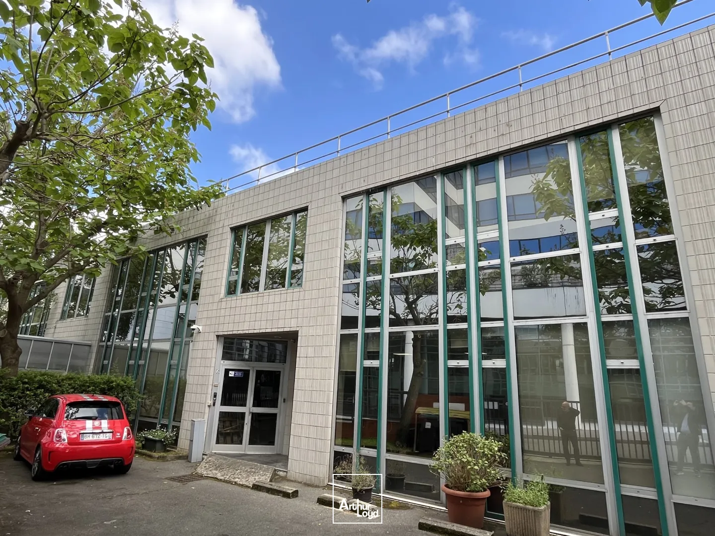 Bureaux lumineux à vendre à Colombes