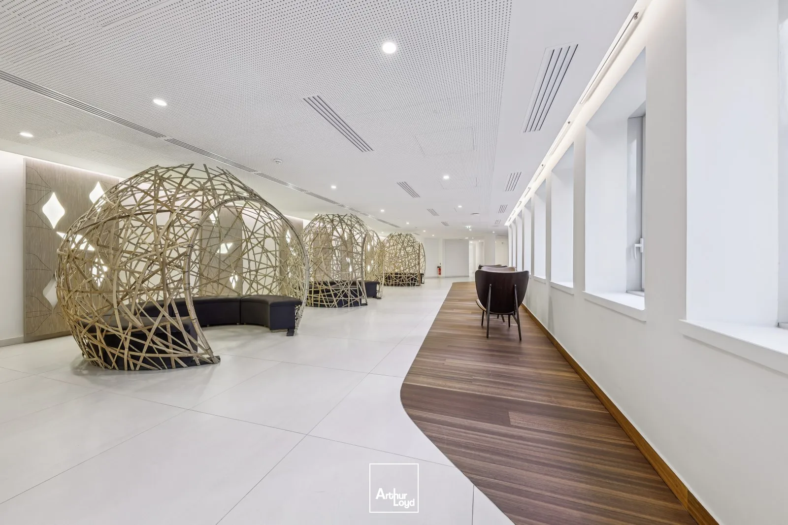 Bureaux à louer à PARIS 75016