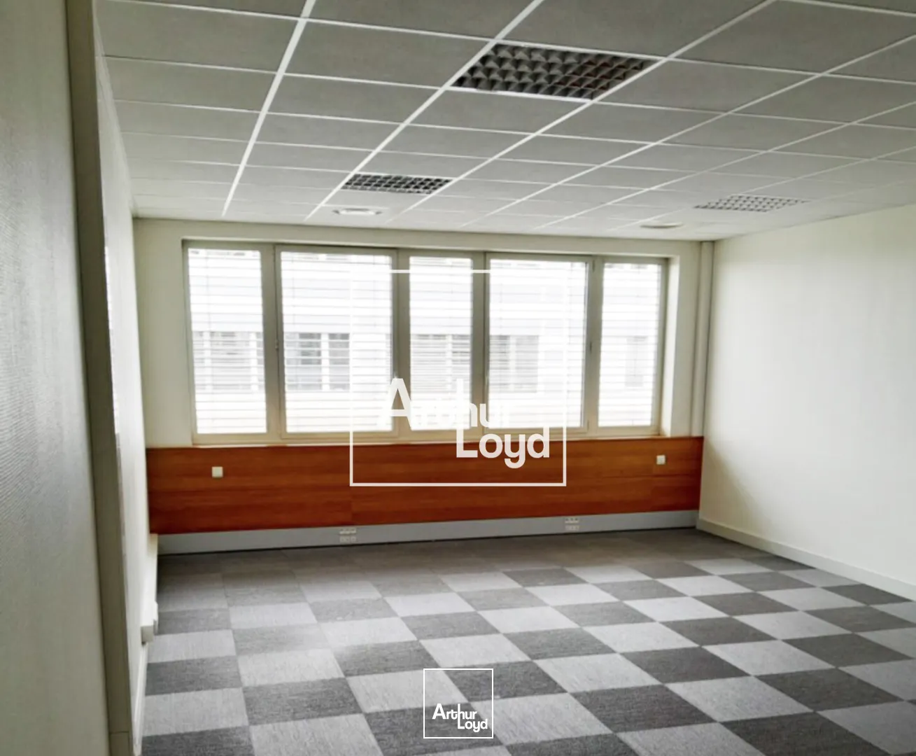 BUREAUX PMR 40 M2 A VENDRE A LOUER - TOULOUSE ZFU