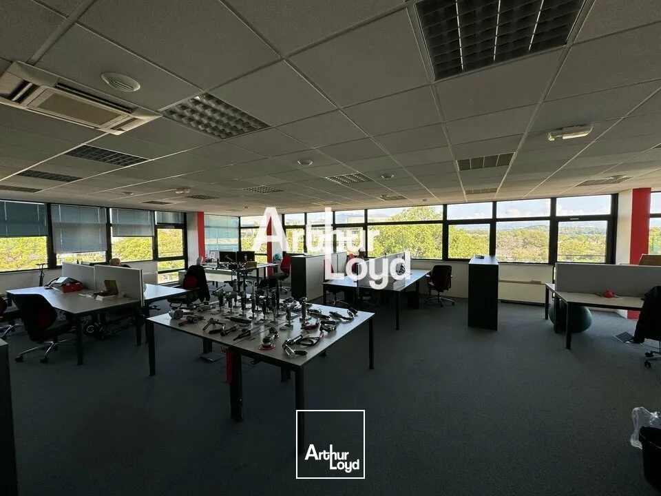 Bureaux à louer de 232 m² - Sophia Antipolis