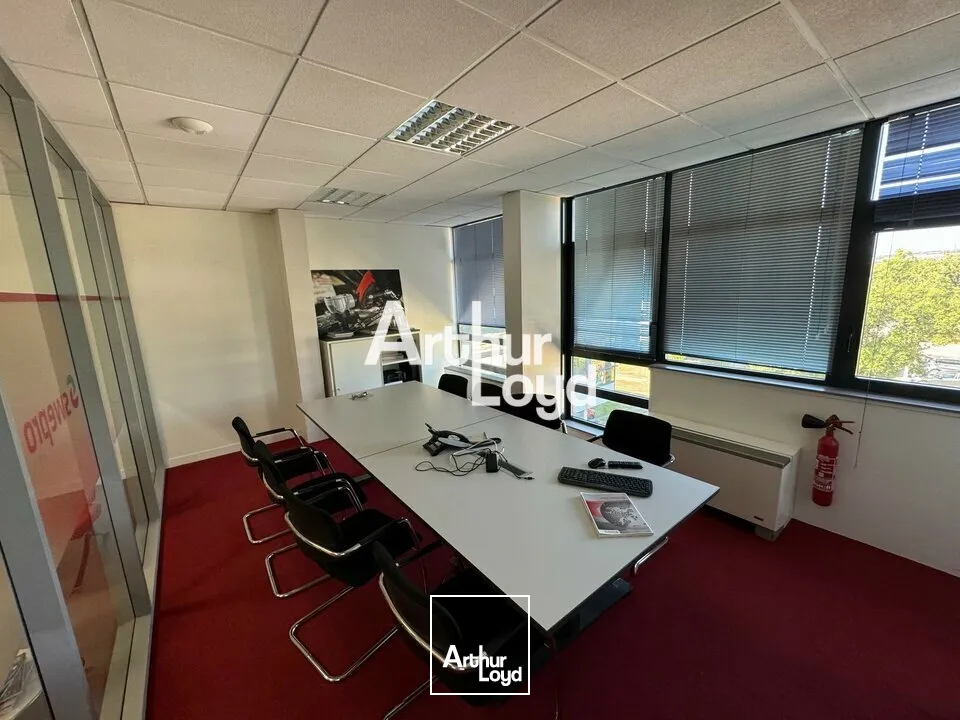 Bureaux à louer de 232 m² - Sophia Antipolis