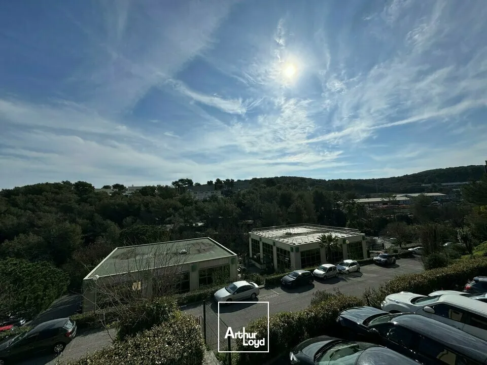 Location de bureaux divisibles dès 92 m² - Vallauris / Sophia Antipolis