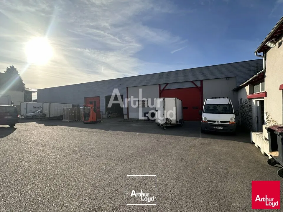 SERVON SUR VILAINE - LOCAL D'ACTIVITE A LOUER - 910 M² DIVISIBLES