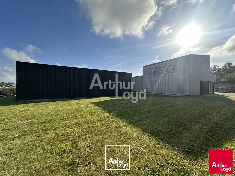 SAINT MALO - LOCAL D'ACTIVTES A LOUER - 530 M²