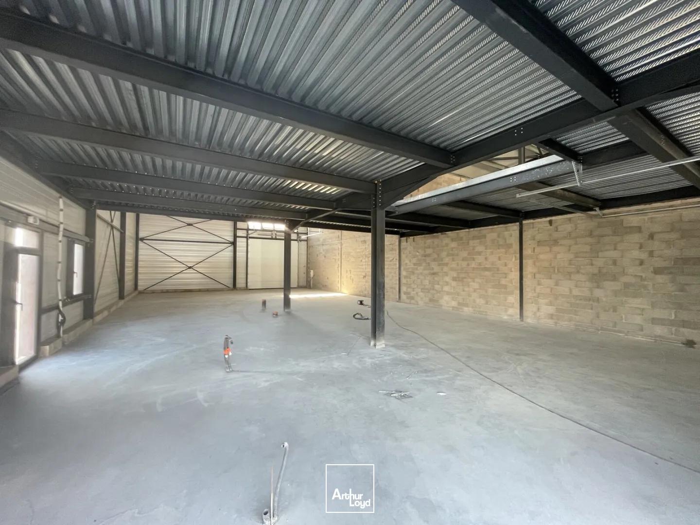 Locaux d'activité neufs à louer - Divisibles dès 70 m² - Accès A9 Béziers - Emplacement stratégique