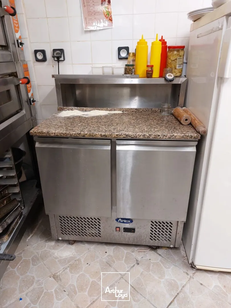 Restaurant à louer avec droit au bail - Centre-ville historique - Hyères