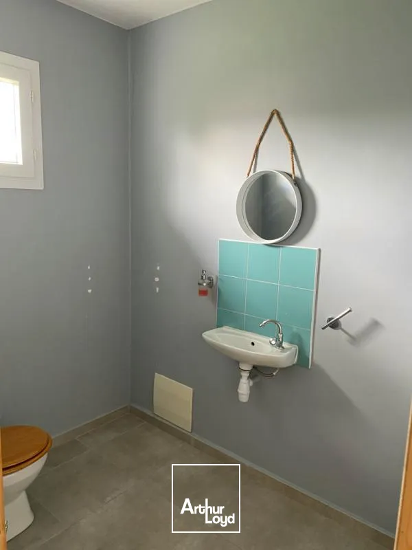 BUREAUX 50 M2 LE LAMENTIN