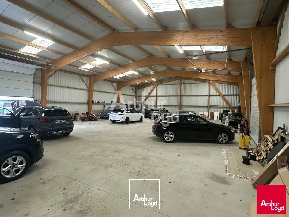 Accès direct à l'A84, à 15 minutes de Rennes et de Fougères