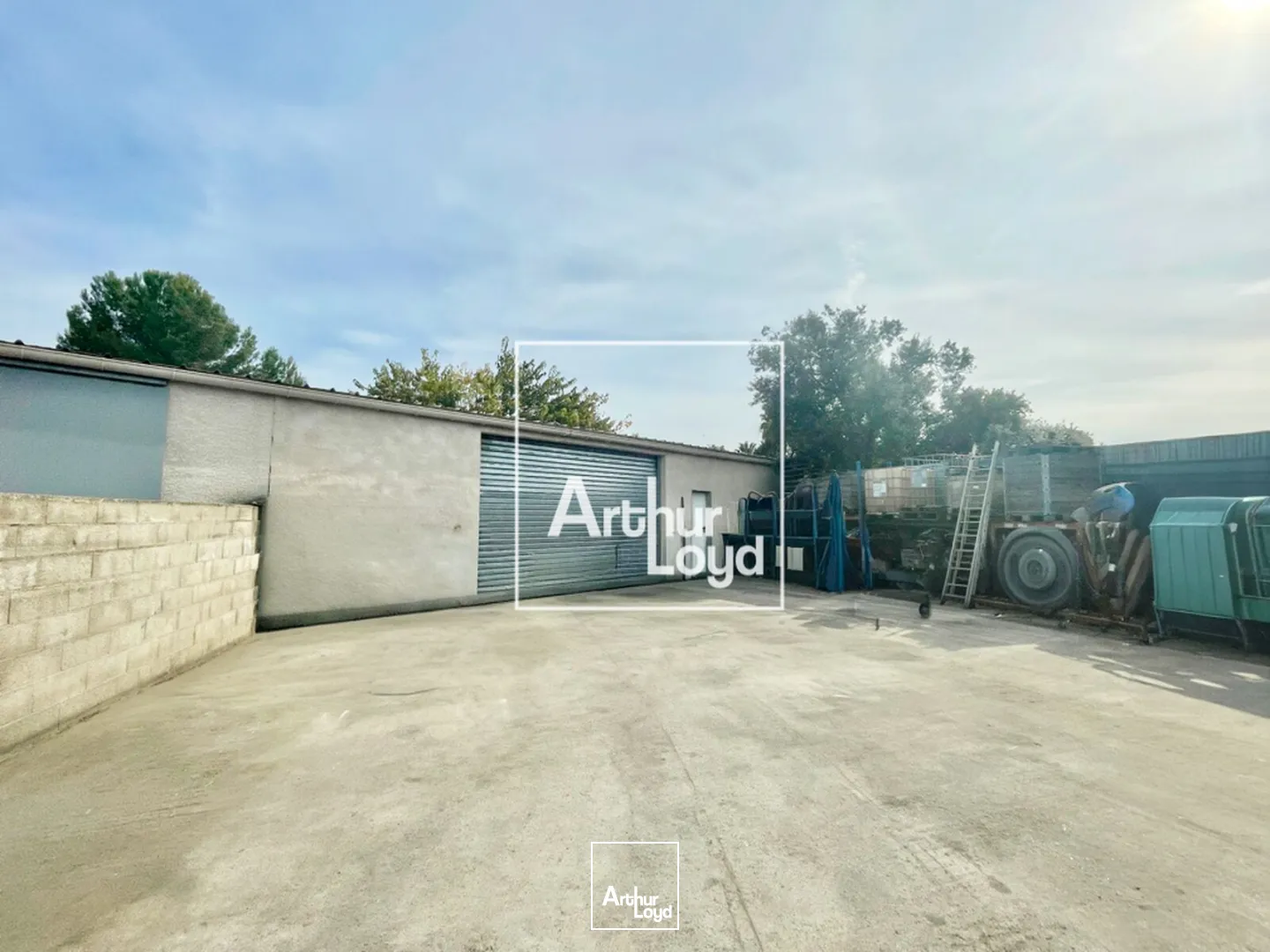 Location local d'activité 110 m² - Accessibilité optimale et cour privative - Arthur Loyd Montpellier