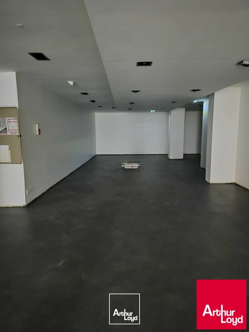 MURS COMMERCIAUX A VENDRE - DAX CENTRE-VILLE - EMPLACEMENT N°1