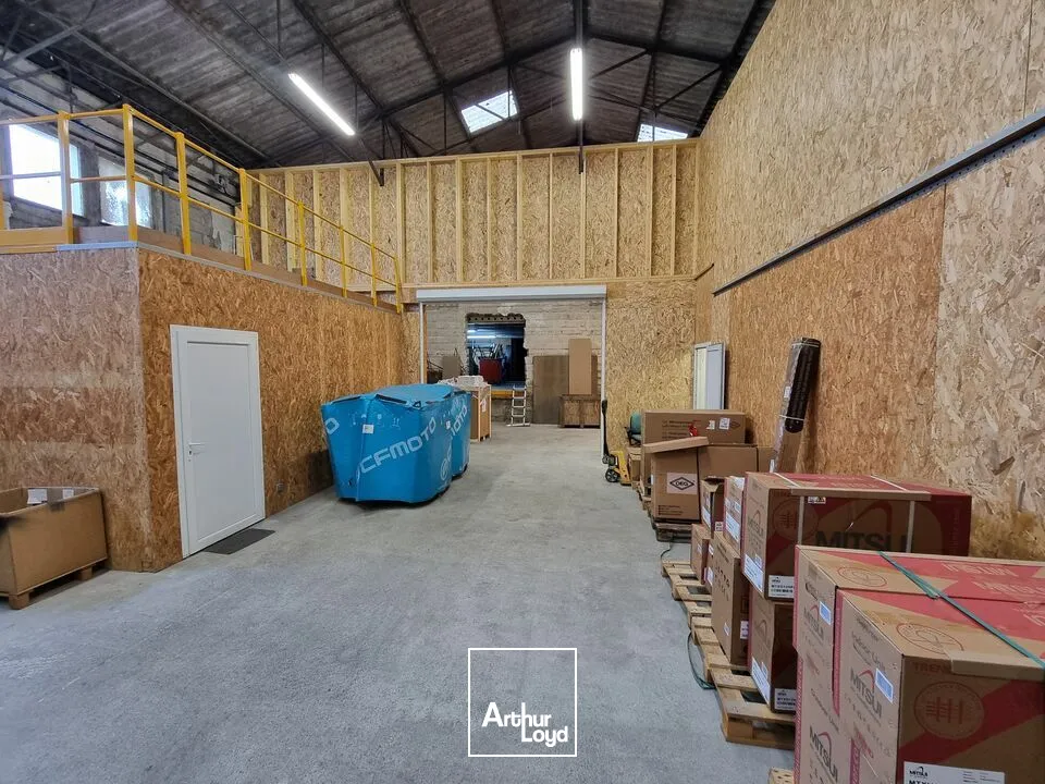 BUREAUX CLIMATISÉS AVEC VITRINE  INSTALLATION IMMÉDIATE À NIORT !