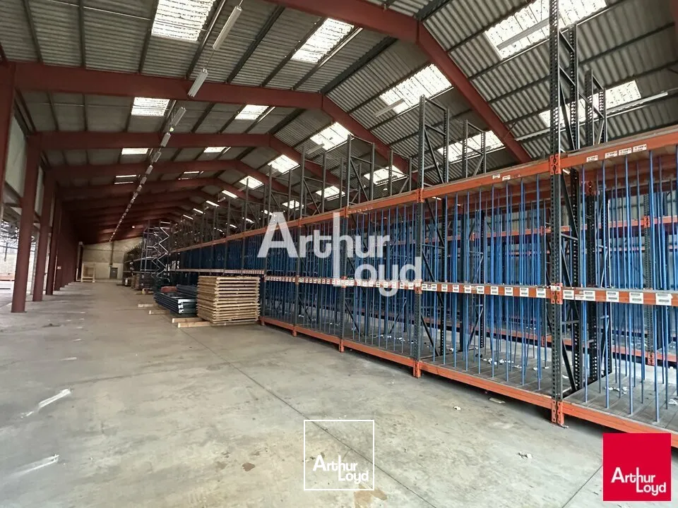 BRUZ - LOCAL D'ACTIVITE RENOVE A VENDRE - 1 500 M²