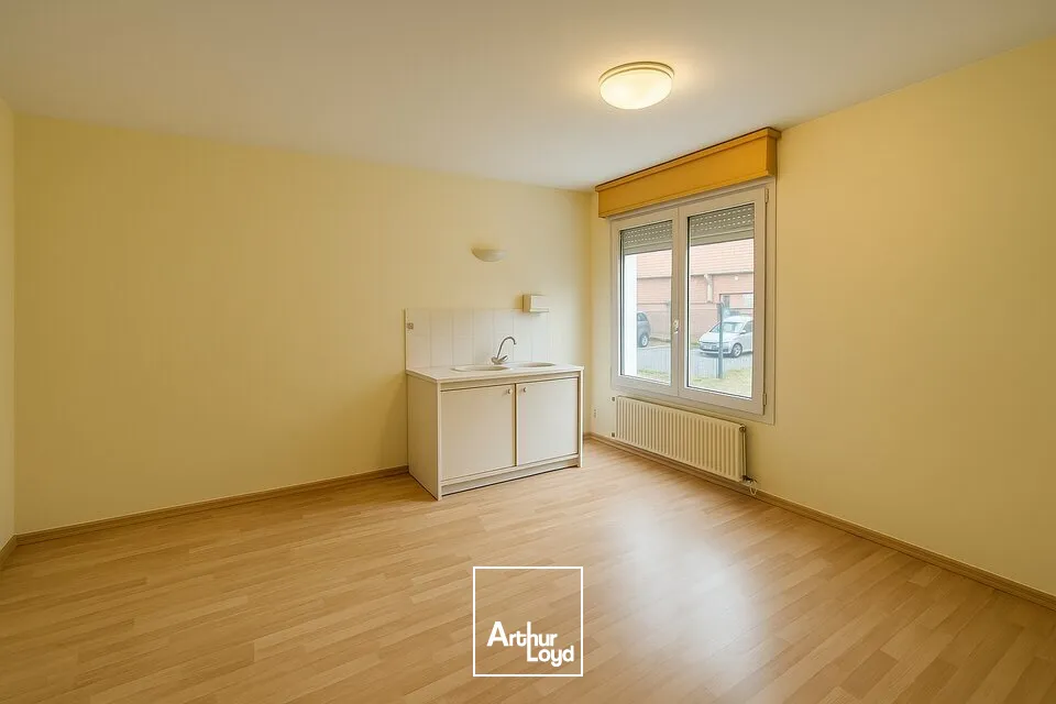 SAINT PIERRE DES CORPS BUREAUX A VENDRE 280 M² ERP PARKINGS