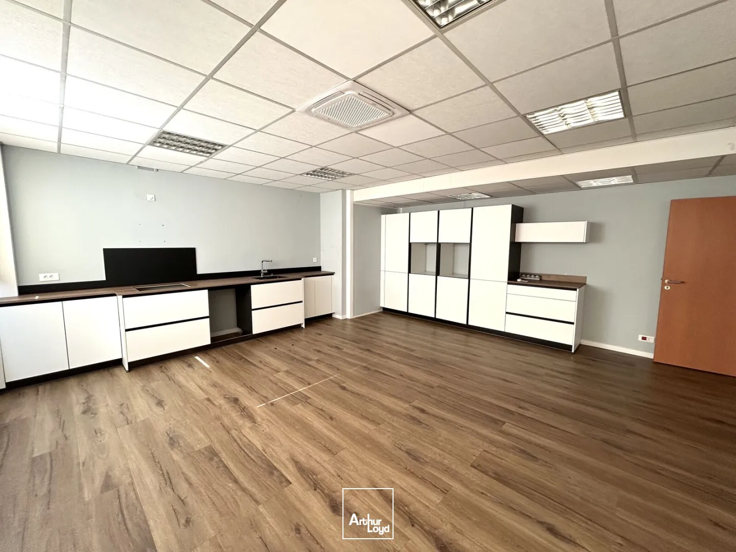 Plateaux de bureaux à louer - Mérignac Chemin Long - Desserte tramway