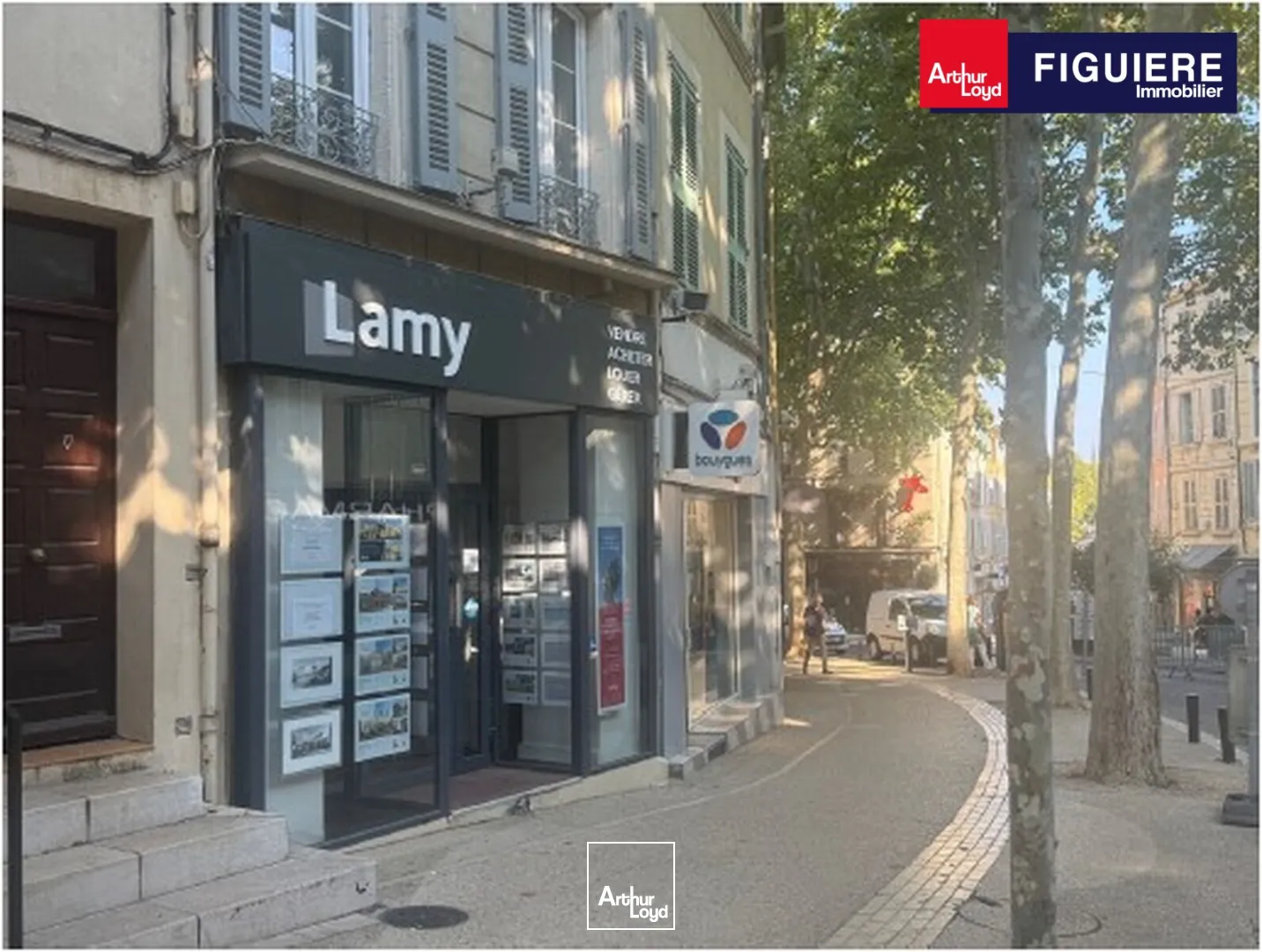 LOCAL COMMERCIAL 93M² COURS SALON DE PROVENCE 