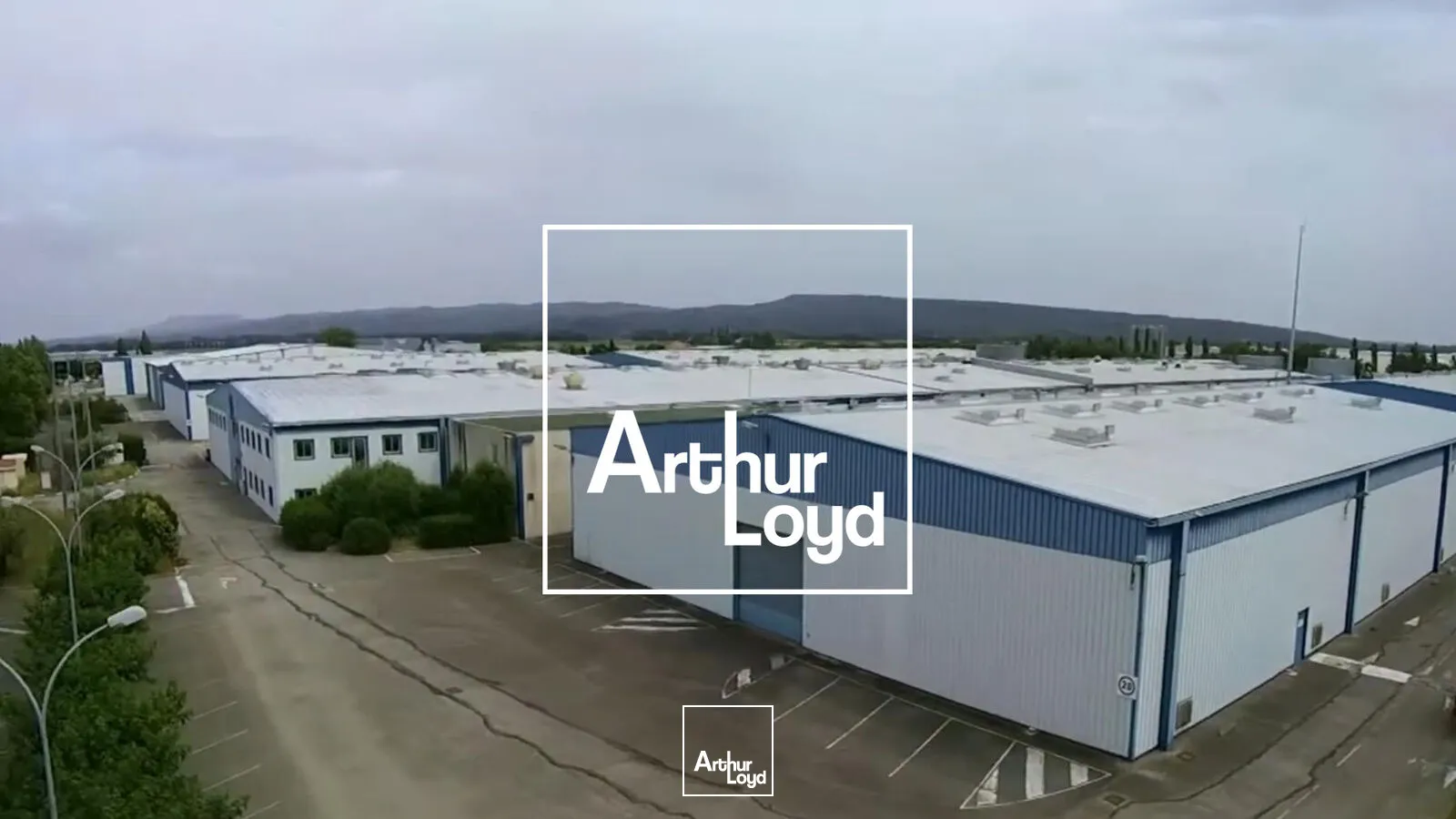 À LOUER - LOCAUX D'ACTIVITÉS ET DE STOCKAGE - ZI DE ROUBIAN