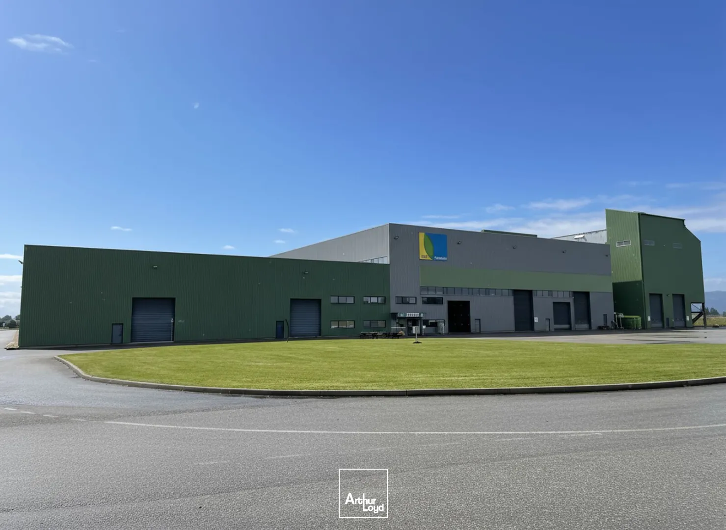 Ténement exceptionnel 22 698 m² sur terrain de plus de 10 HA