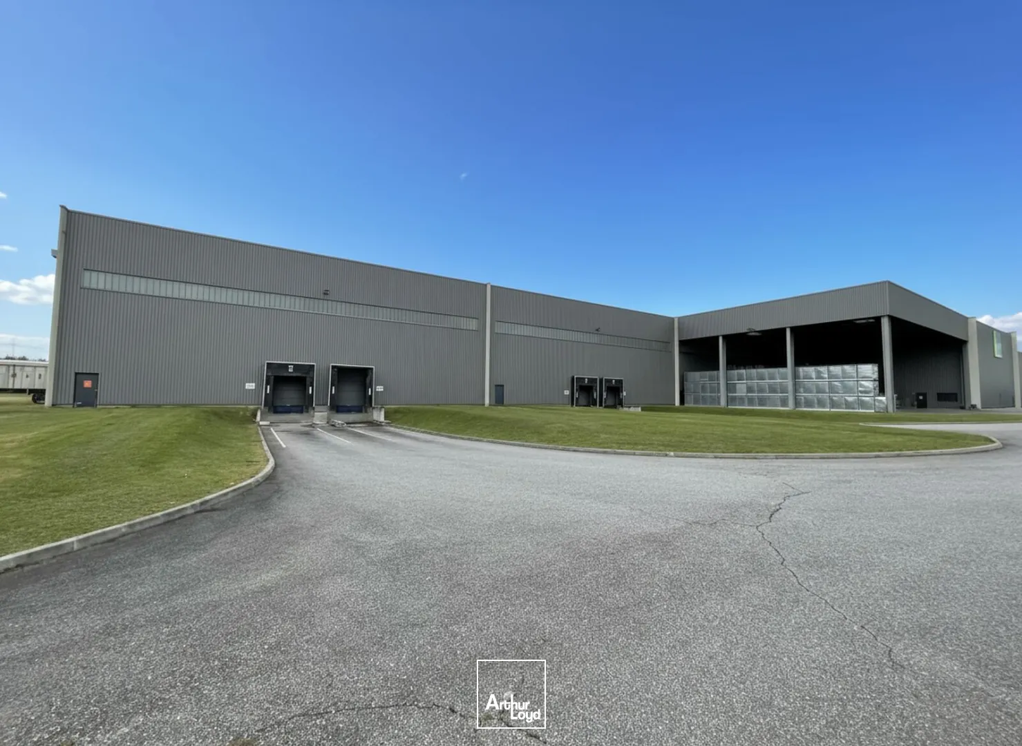 Ténement exceptionnel 22 698 m² sur terrain de plus de 10 HA