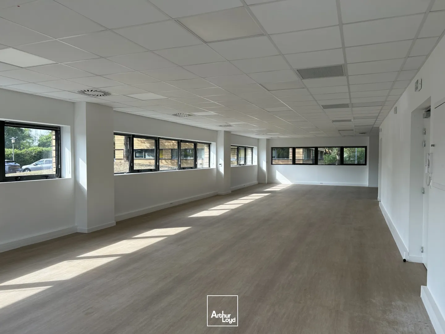 Plateau de bureaux rénovés à louer - Mérignac Cadera Sud
