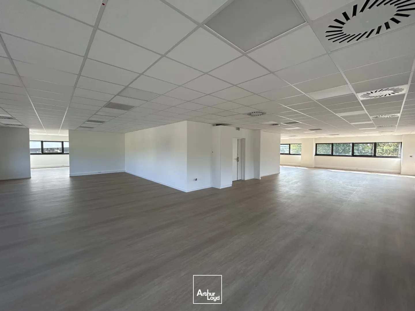 Plateau de bureaux rénovés à louer - Mérignac Cadera Sud