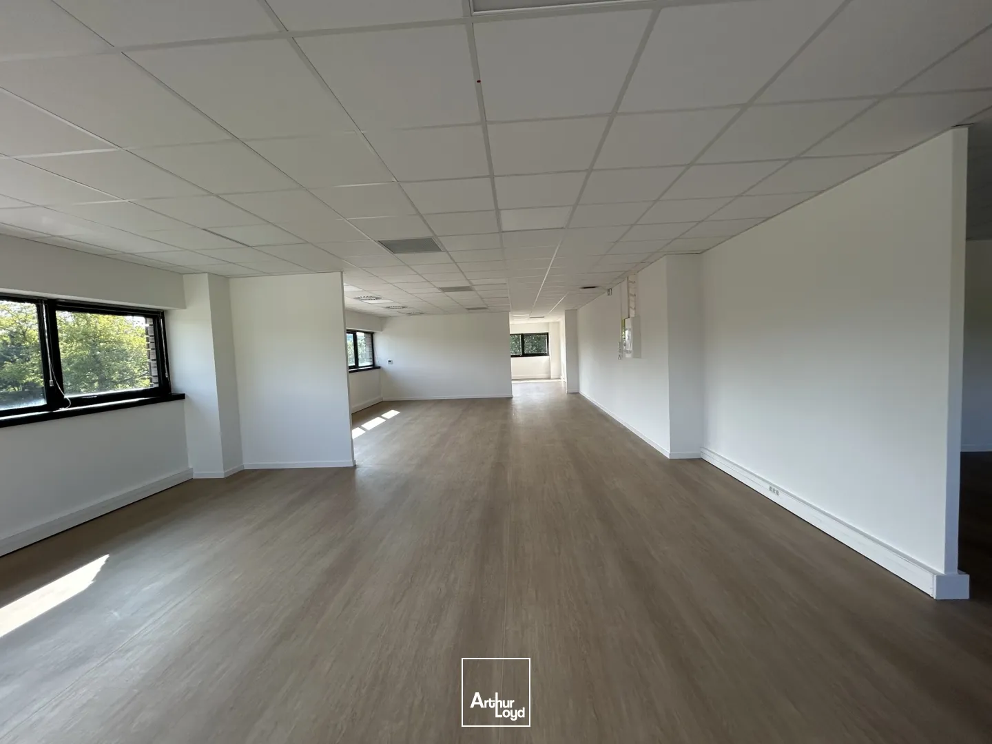 Plateau de bureaux rénovés à louer - Mérignac Cadera Sud