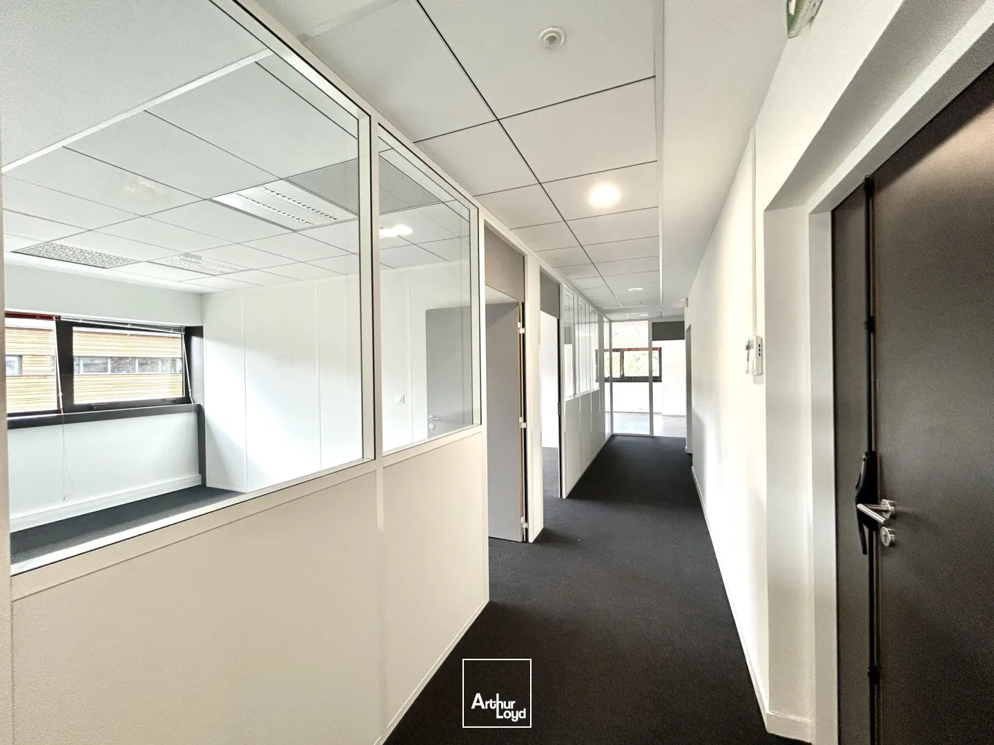 Immeuble de bureaux indépendant de 768 m² à louer dans un parc tertiaire arboré - Mérignac Cadera Sud