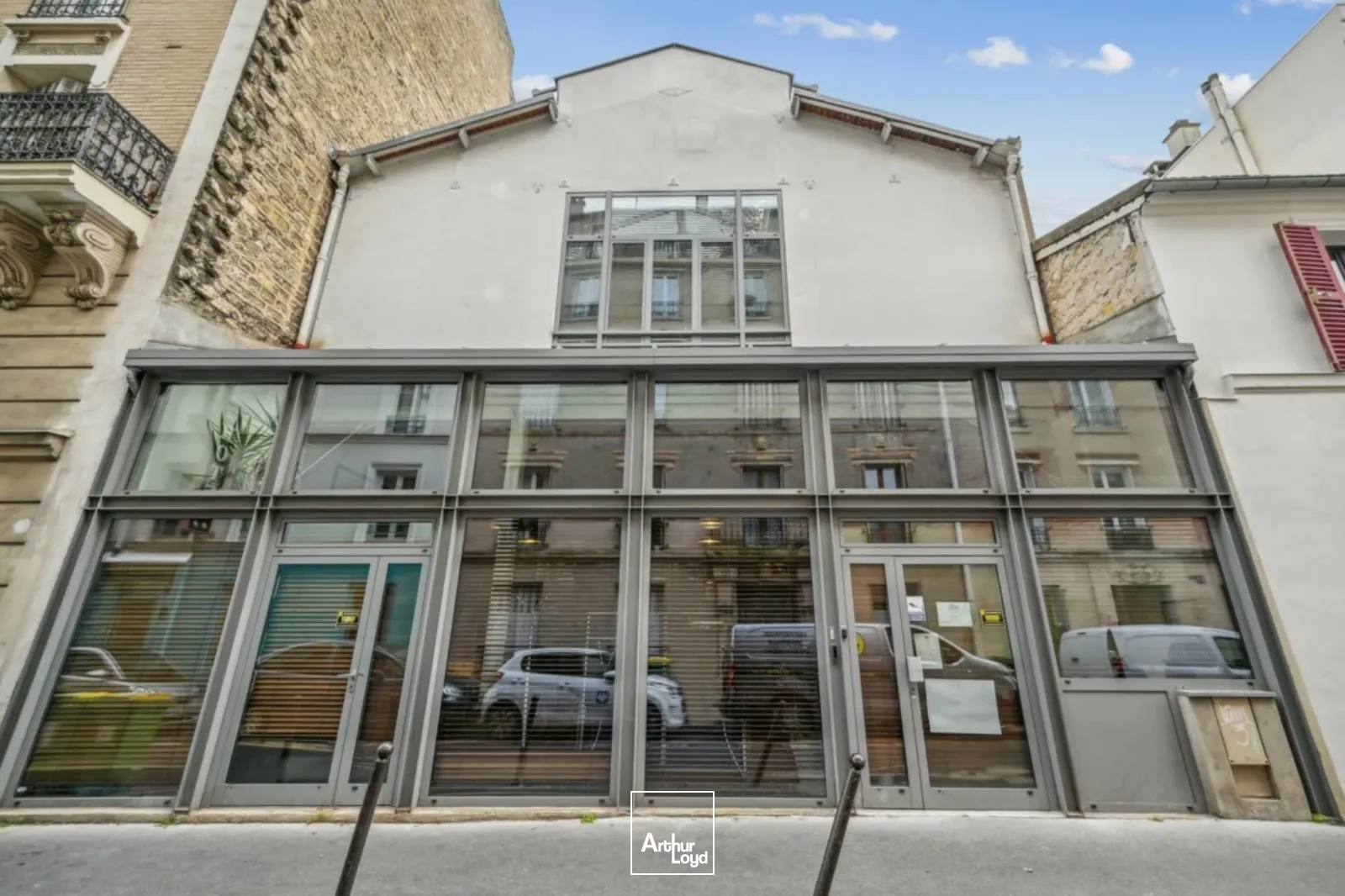 Immeuble indépendants style loft avec terrasses, à deux pas du métro Alésia.