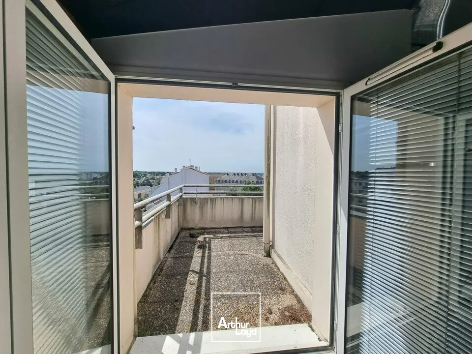 À louer  Bureaux à partir de 25 m² jusqu'à 200 m²  Centre-ville de La Roche-sur-Yon