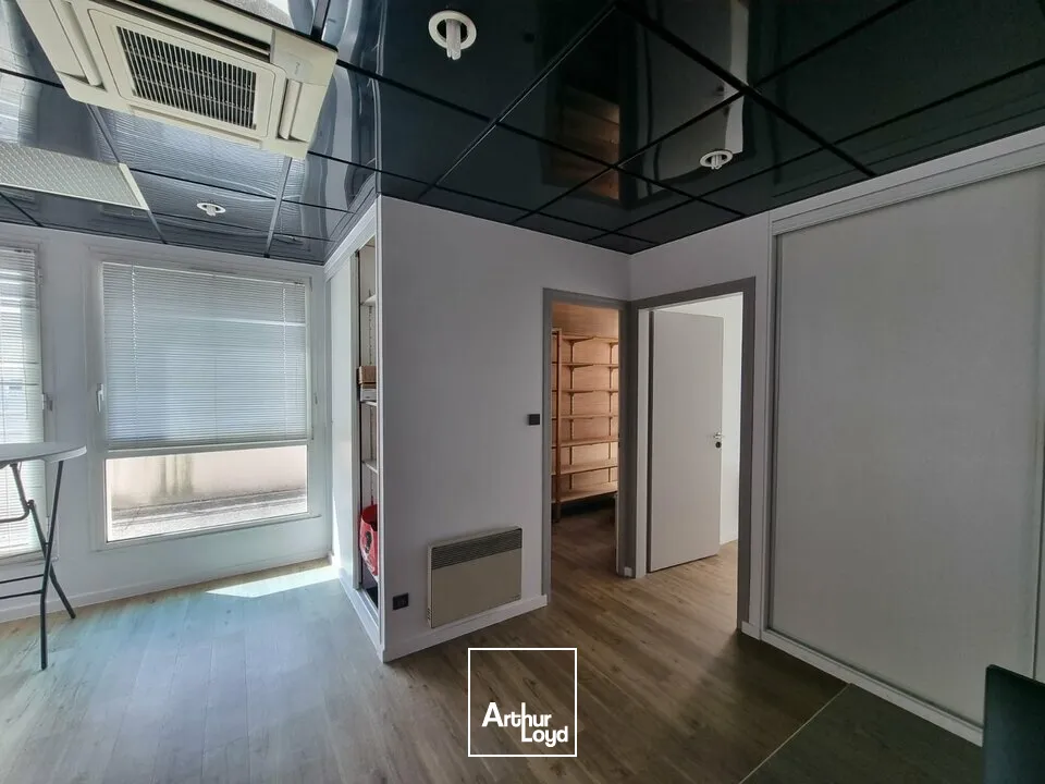 À louer  Bureaux à partir de 25 m² jusqu'à 200 m²  Centre-ville de La Roche-sur-Yon