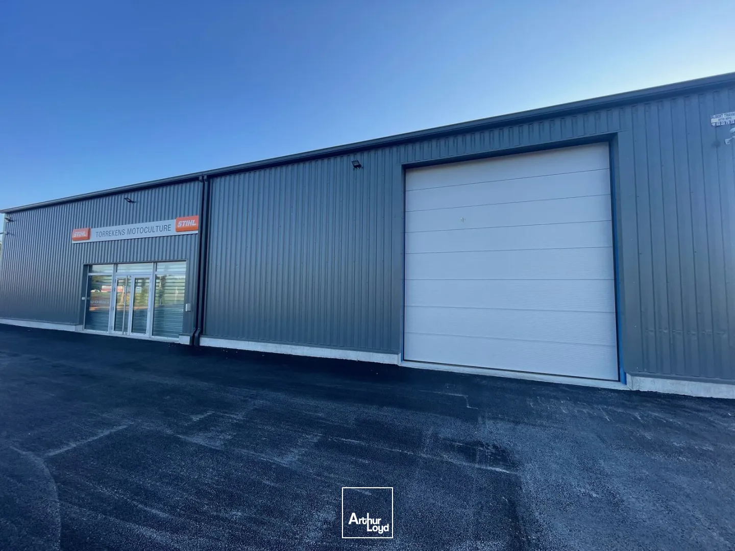 A VENDRE LOCAL D'ACTIVITÉ 483 M2 À RESSONS SUR MATZ - PROCHE A1