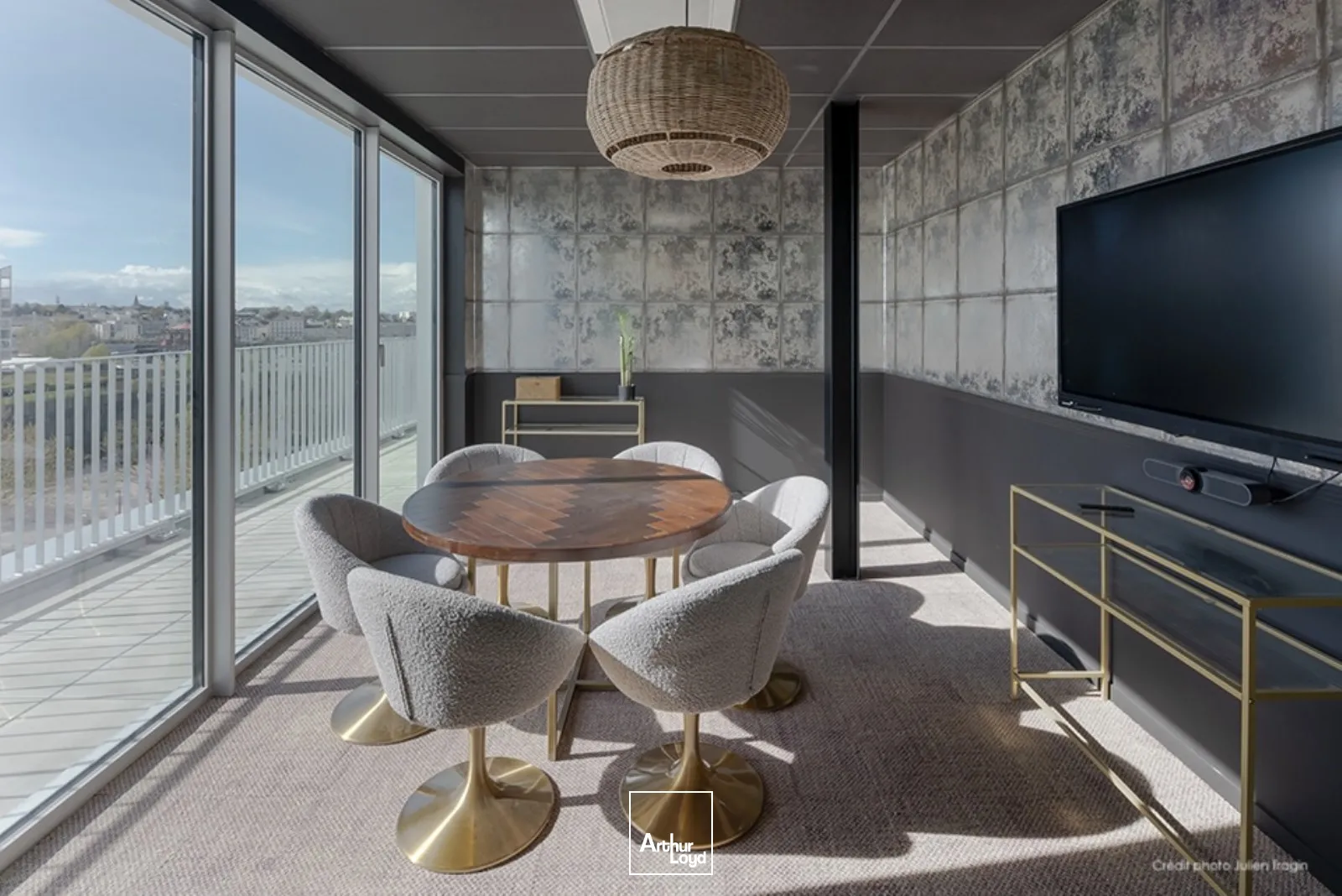 IDEALEMENT PLACE SUR L'ILE DE NANTES DANS UN QUARTIER EN PLEIN ESSOR