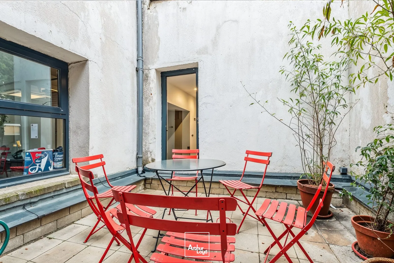 Bureaux indépendants rénovés - style industriel haut de gamme - Paris 10ème