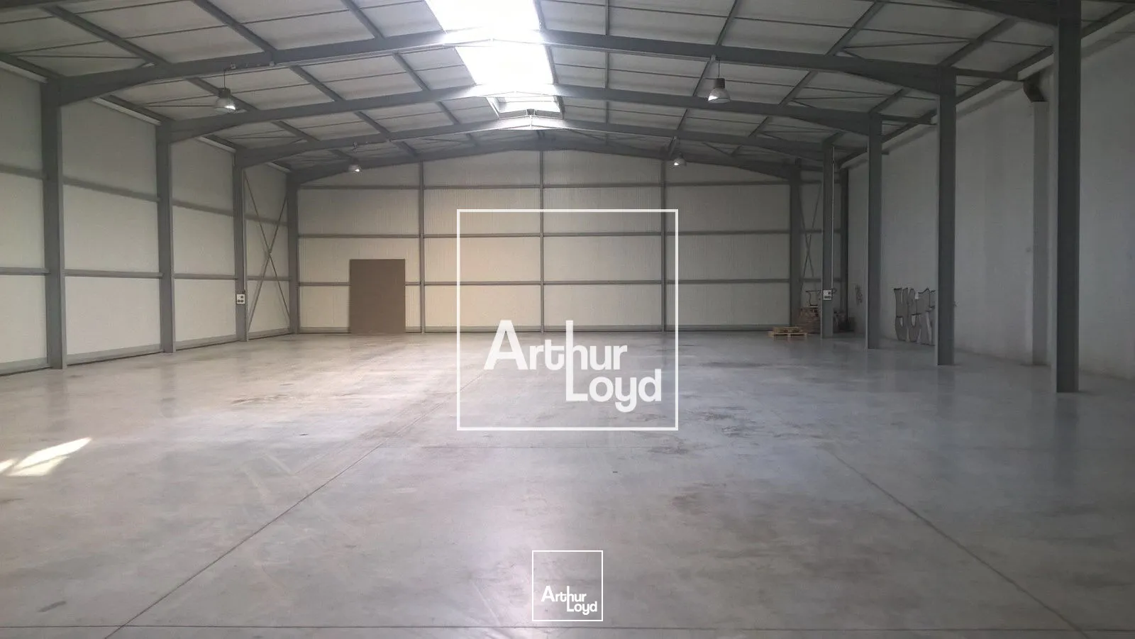 LOCAL D'ACTIVITE A LOUER BEAUPUY