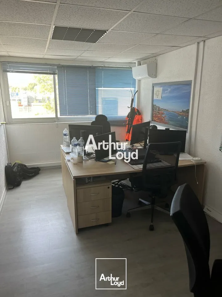 Location locaux mixtes 298 m² - Mandelieu