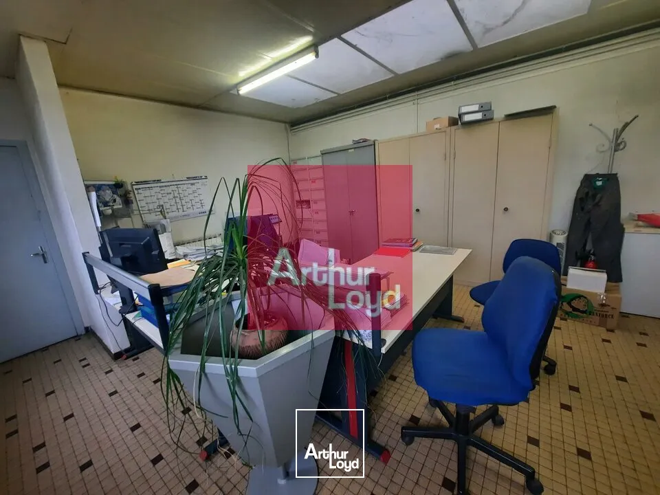 CLERMONT-FERRAND ZONE DU BREZET A LOUER LOCAL ACTIVITE 846 M²- BATIMENT INDEPENDANT