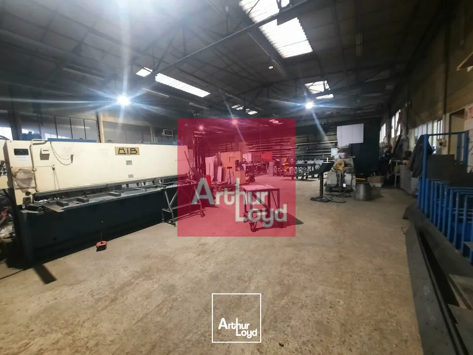 CLERMONT-FERRAND ZONE DU BREZET A LOUER LOCAL ACTIVITE 846 M²- BATIMENT INDEPENDANT