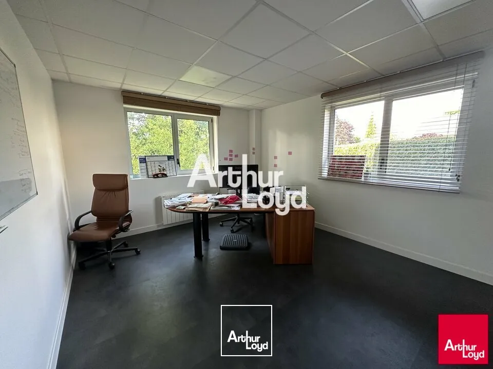 CELLULE D'ACTIVITE - BUREAUX NEUFS AVEC DE BELLES PRESTATIONS
