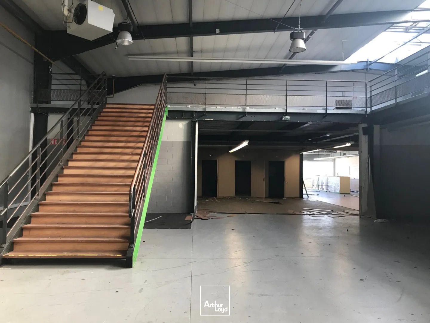 Entrepôt à louer à Valenciennes