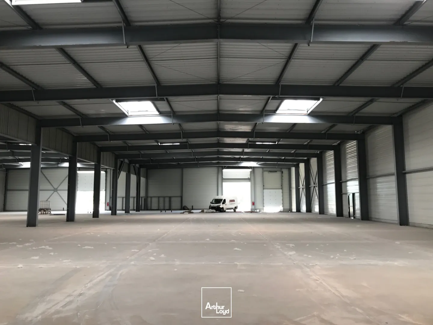 Entrepôt à louer à VALENCIENNES - SARS ET ROSIERES