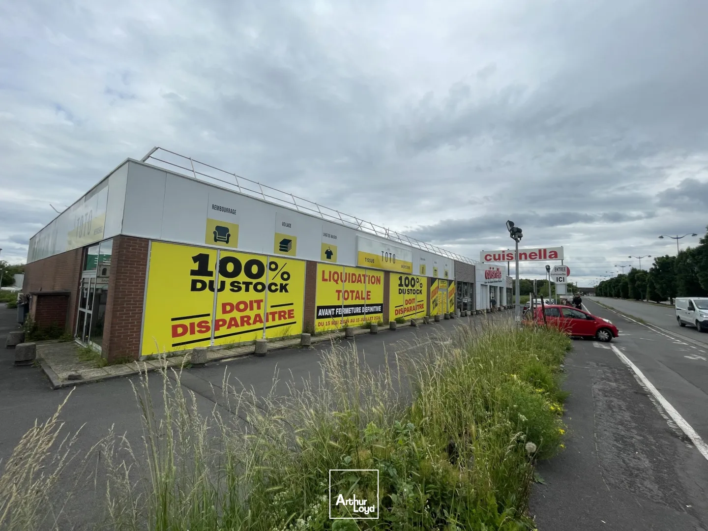 530m2 A LOUER ZONE DE NOYELLES GODAULT