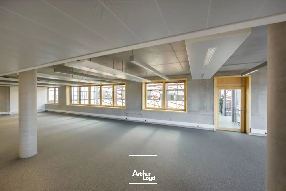 Au coeur de l'Ecoquartier de l'Union, dans un environnement aménagé et agréable, valorisé par la proximité de l'eau, source de dynamisme et de bien être.Cet immeuble bénéficie d'...