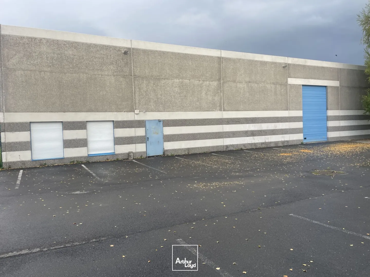 Entrepôt à louer axe A1 - Carvin