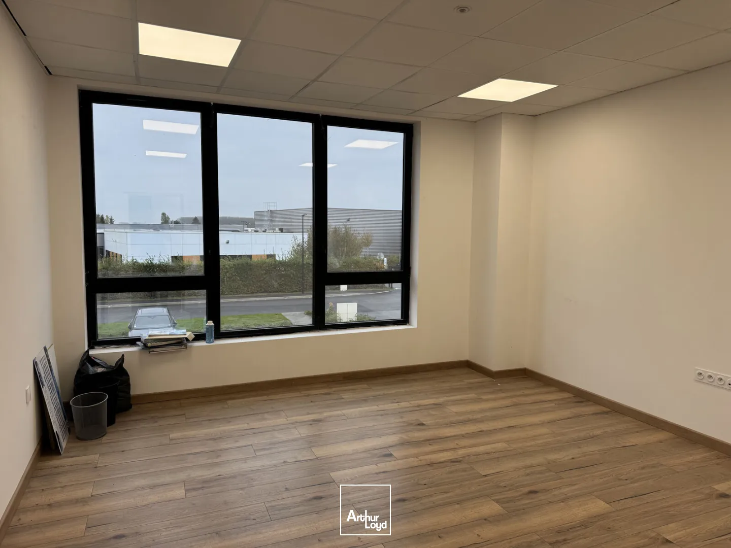 Entrepôt à louer à Avelin