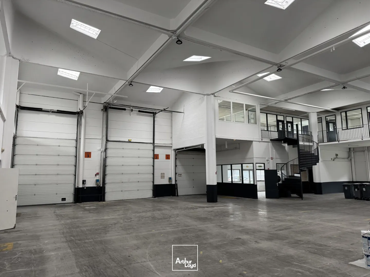 Locaux d'activité à louer à VILLENEUVE D'ASCQ 59650