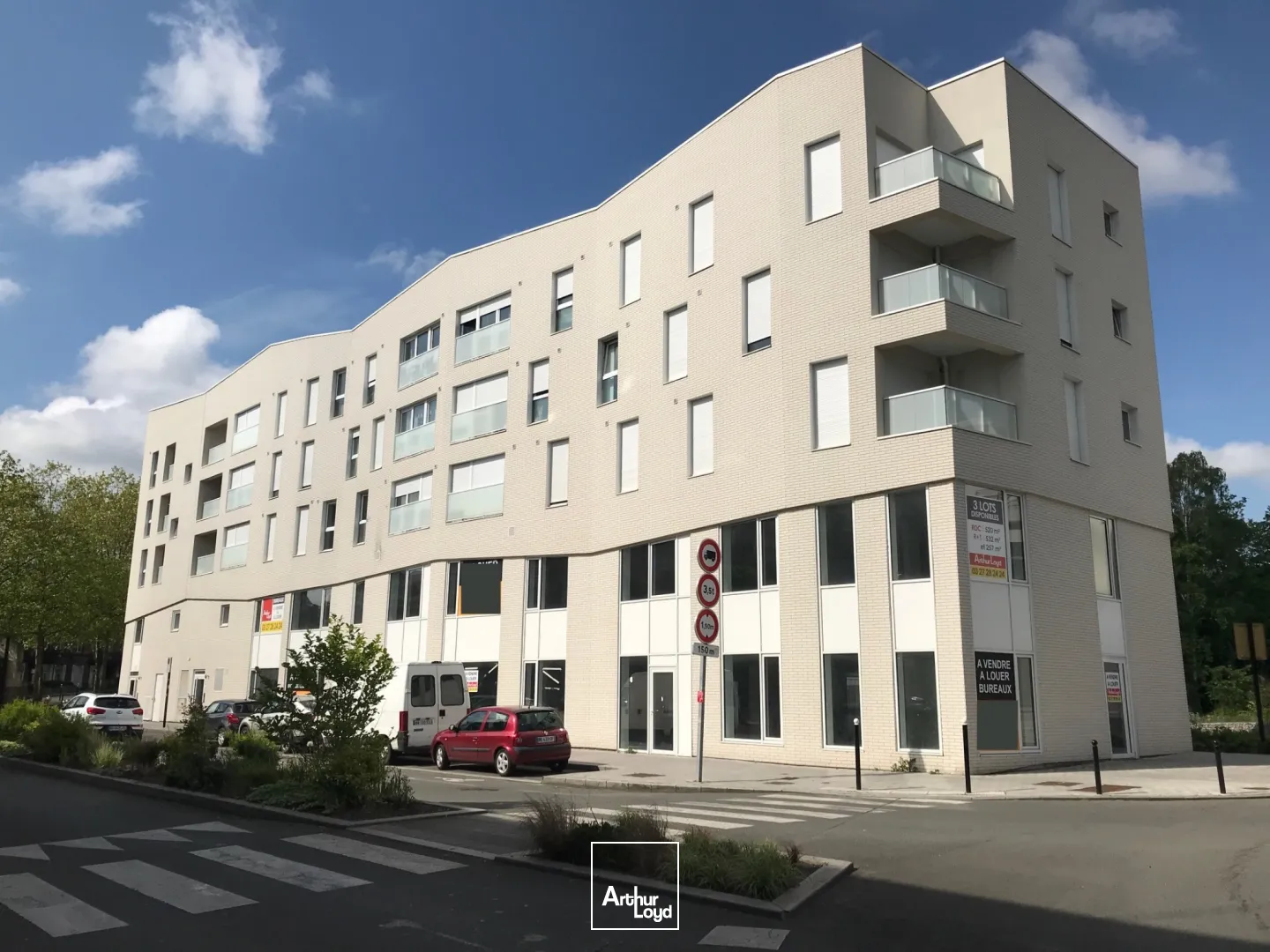 Bureaux à vendre ou à louer à VALENCIENNES