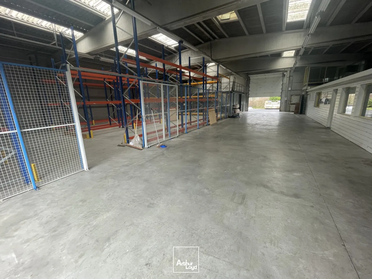 Locaux d'activité dans la ZI de Templemars