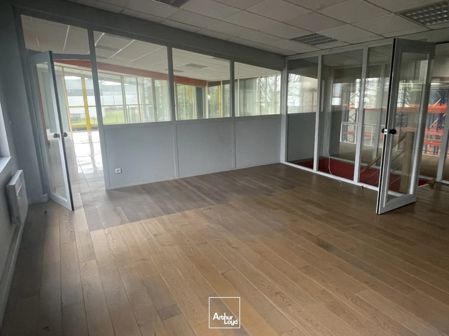 Locaux d'activité dans la ZI de Templemars