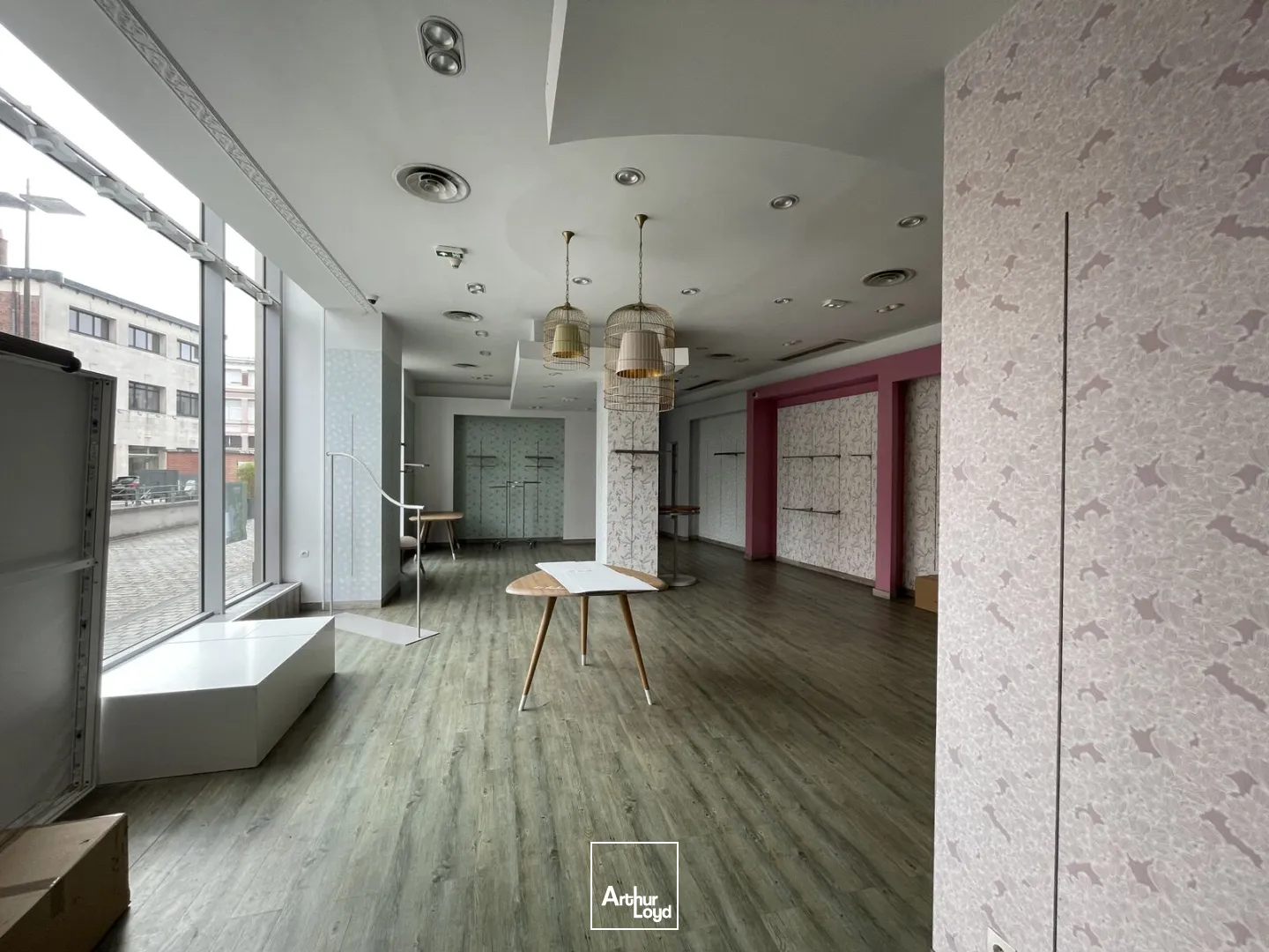 EMPLACEMENT PRIME A LOUER EN COEUR DE VILLE DE BETHUNE (300m2!)