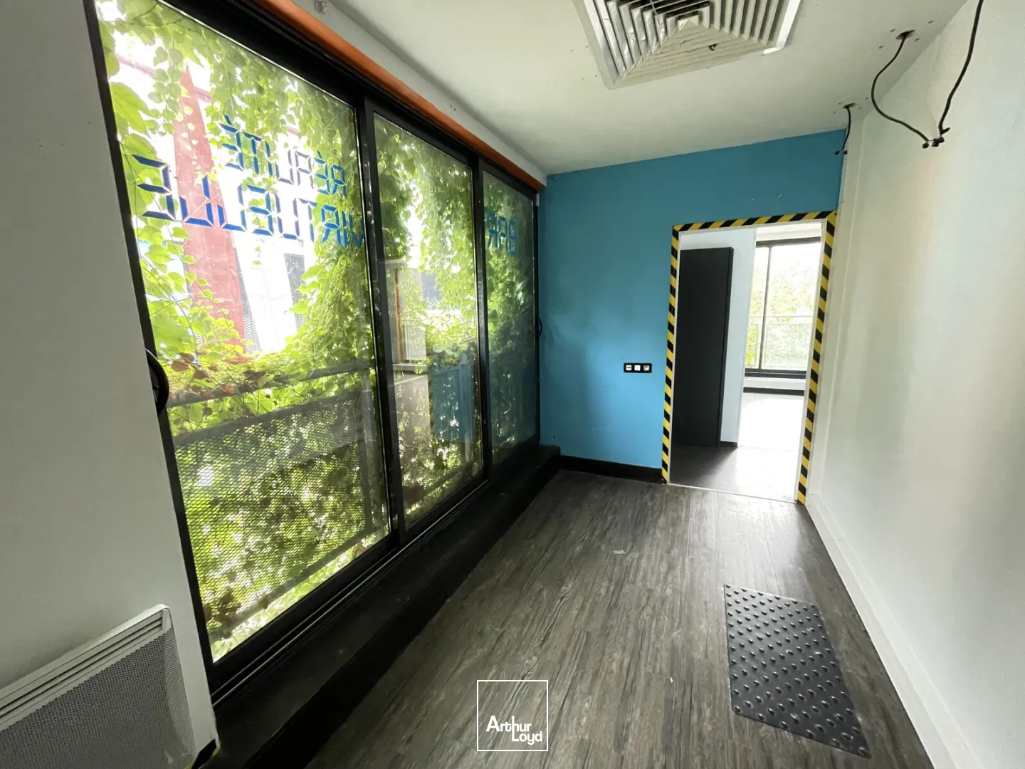 BUREAUX À VENDRE-120 M²-ÎLE BEAULIEU