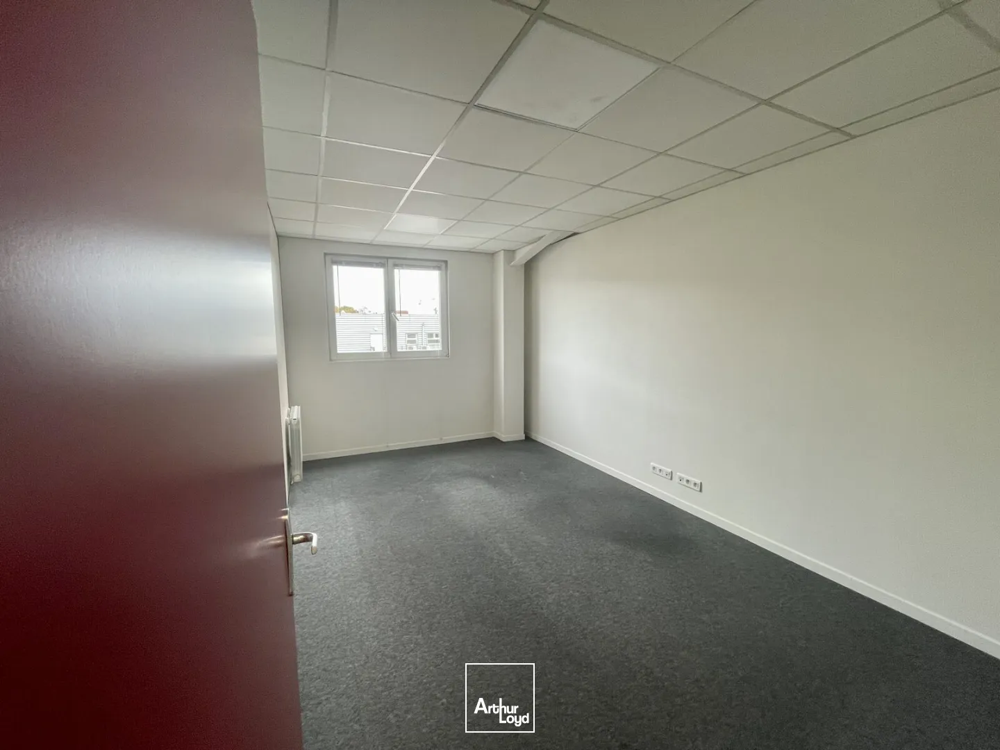 Bureaux à louer à LE PETIT QUEVILLY 76140